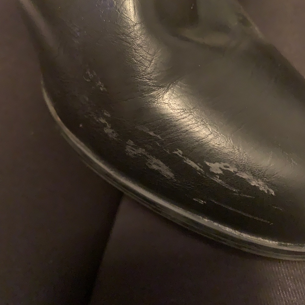Black boots - Picture 2 of 5